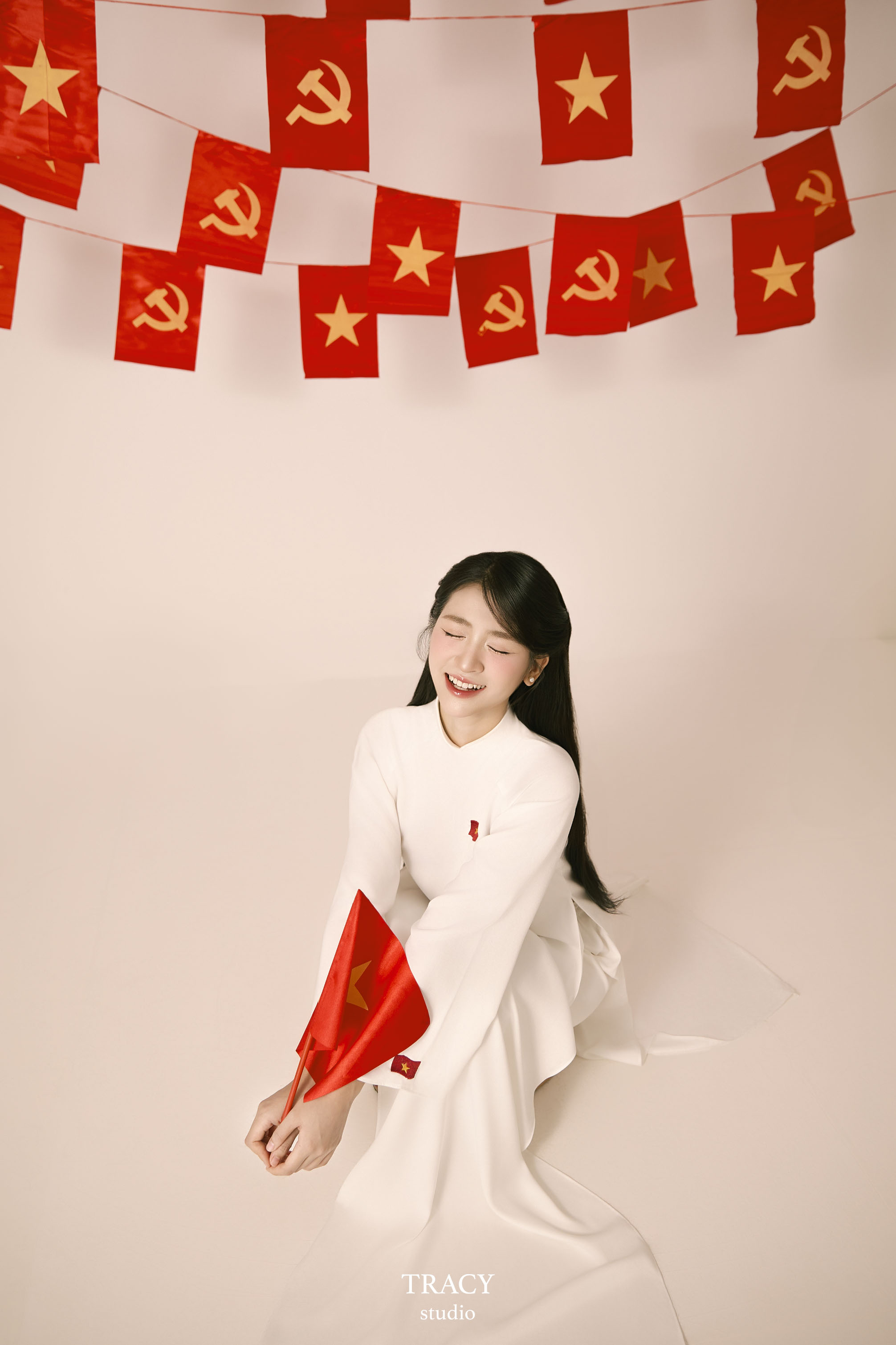 frontend/img/gallery/anh-tet-yem-ao-dai/tracy-studio-chup-ao-dai-trang (5).jpg
